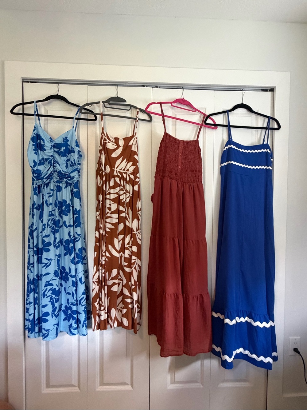 Bundle of women’s sundresses size small